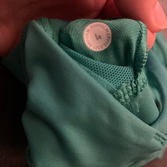 Lululemon energy bra - Picture 4 of 4